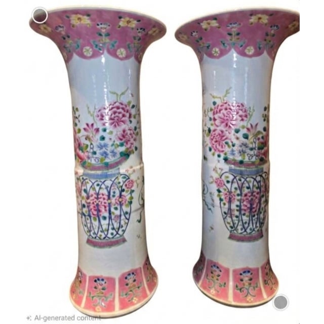 Late 18th Century Pair of Famille Rose Beaker Vases For Sale - Image 5 of 6