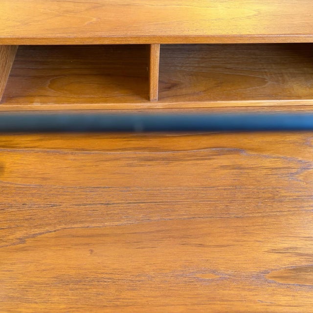 Ron Rezek Orbit Counterbalance Desk Lamp – Postmodern Icon For Sale - Image 16 of 16