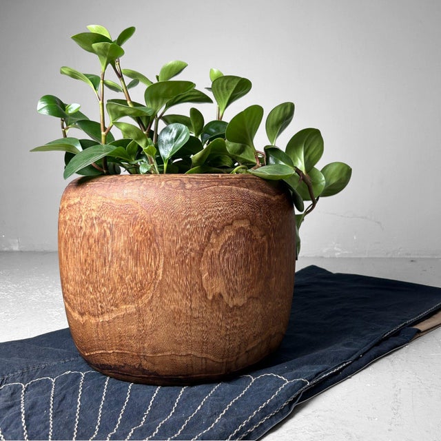 Wood Traditional Japanese Fire Pot, 1920s For Sale - Image 7 of 13