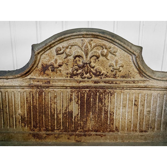 Antique Victorian Cast Iron Fireplace Coal Grate W/ Fleur De Lis Motif For Sale - Image 6 of 12