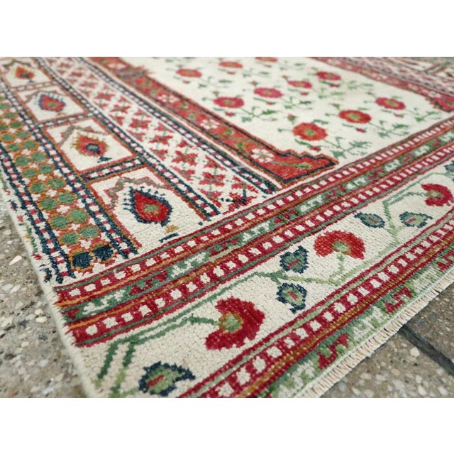 Textile Galerie Shabab Collection Mid-20th Century Indian Cotton Agra Throw Rug For Sale - Image 7 of 8