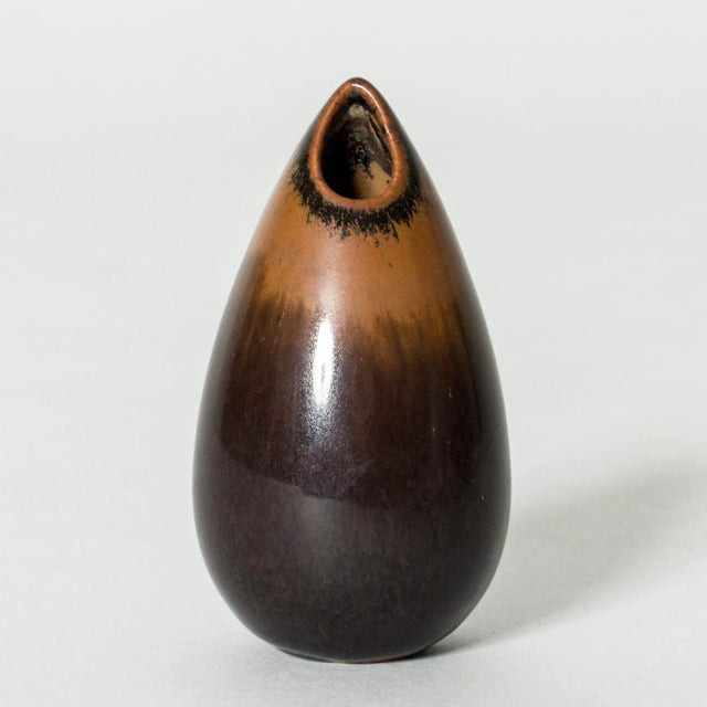 Brown Modernist Stoneware Gnurgla Vase by Stig Lindberg for Gustavsberg, 1950s For Sale - Image 8 of 8
