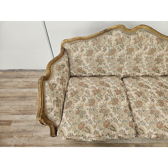20th Century Italian Baroque Style Sofa in Carved and Gilded Wood For Sale - Image 11 of 18