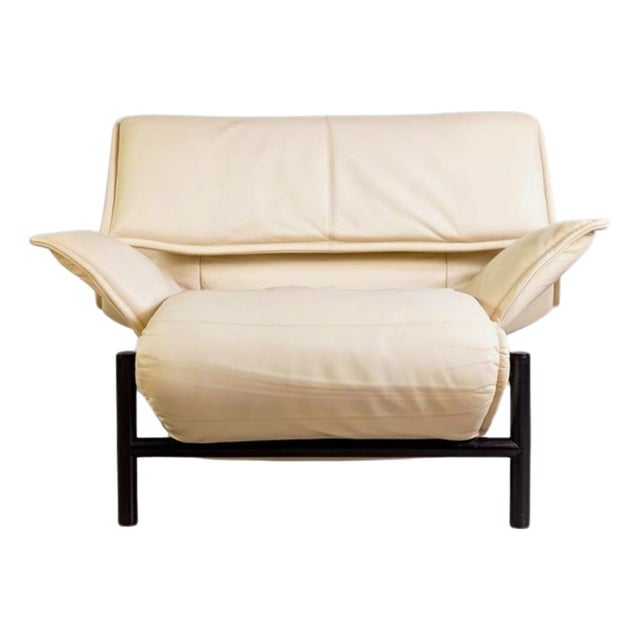 Veranda Lounge Chair in Leather by Vico Magistretti for Cassina, 1980s For Sale
