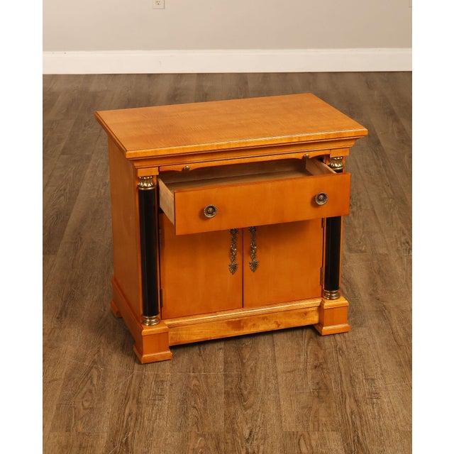 Wood Thomasville Pair Of Grand Classics Biedermeier Style Maple Nightstands For Sale - Image 7 of 18