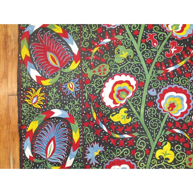 Colorful Suzanni Embroidery rug no. 9582 For Sale - Image 9 of 10