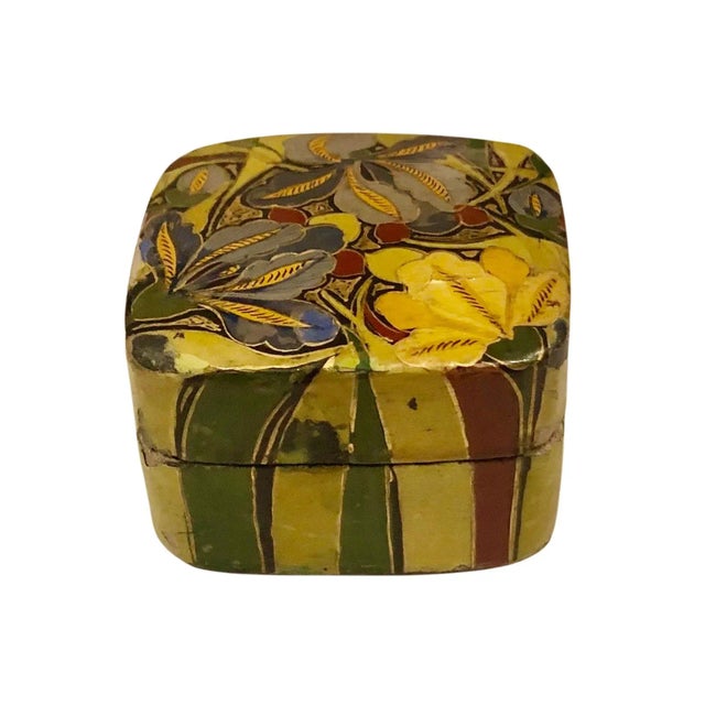 Indian 1960s Indian Hand Painted Papier Mâché Box For Sale - Image 3 of 7