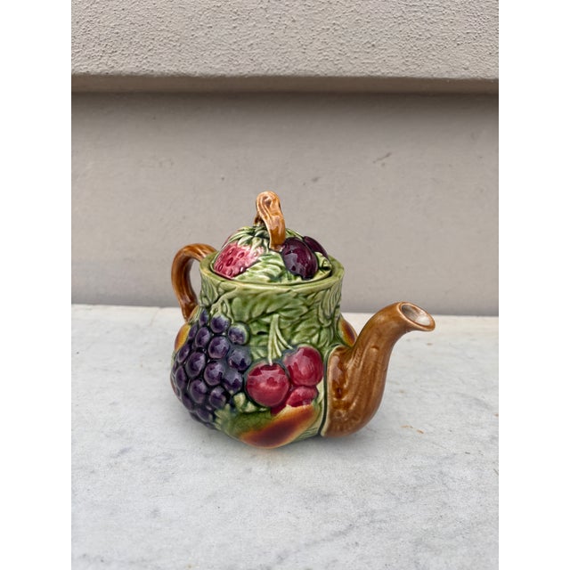 French Majolica Fruits Teapot Sarreguemines Circa 1930 For Sale In Austin - Image 6 of 8