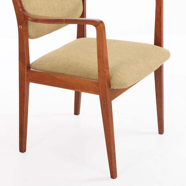 1960s Set of Eight Mid Century Modern Open Arm Chairs, C. 1960 For Sale - Image 5 of 5