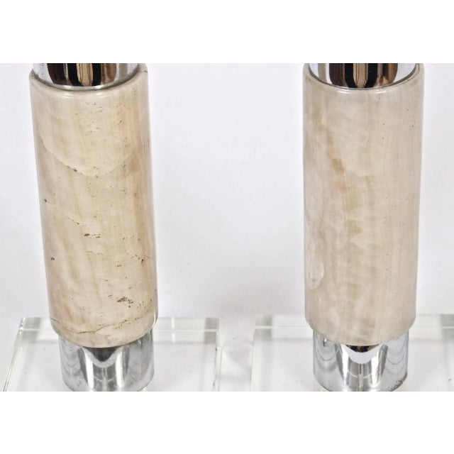 Art Deco 1940s Walter Von Nessen Style Tan Onyx, Crystal & Chrome Bedside Lamps - a Pair For Sale - Image 3 of 7