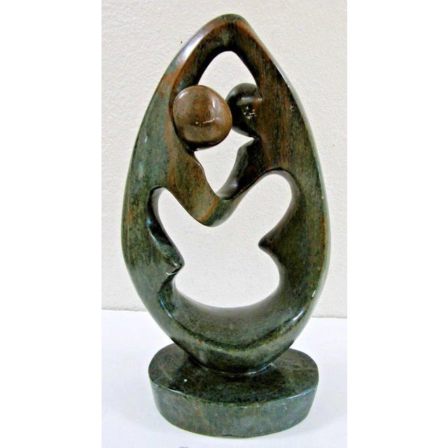 1920sLarge Hand-Carved Shona Serpentine Stone Couple Sculptur For Sale In Miami - Image 6 of 13