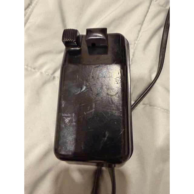 Black Singer 221 Featherweight Sewing Machine- Mint For Sale - Image 8 of 17