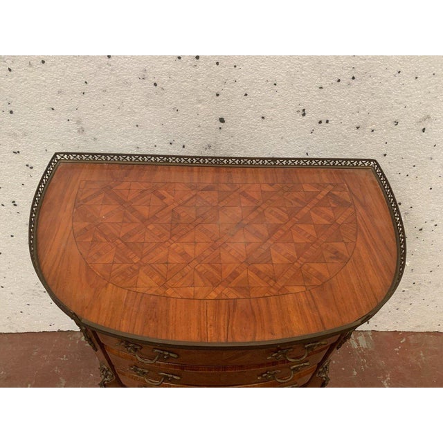 Wood Louis XV Style Demi Lune Chest of Drawers with Marquetry and Cube Base, 20th Century For Sale - Image 7 of 10