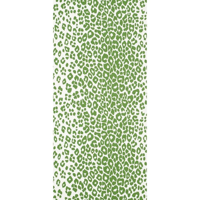 We first introduced this sexy Iconic Leopard pattern in the 1970s. This wallpaper is endlessly chic. Available as a fabric...