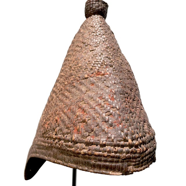 Antique African Lugbara Women's Rain Hat For Sale - Image 4 of 8