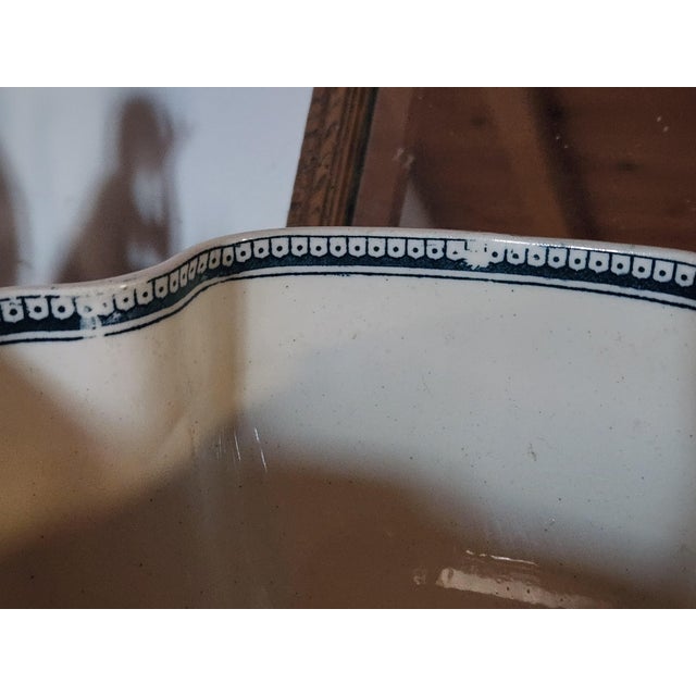 Large Antique French Square Bowl or Jardiniere from Le Grand Dépôt Emile Bourgeois, 19th Century For Sale - Image 7 of 18