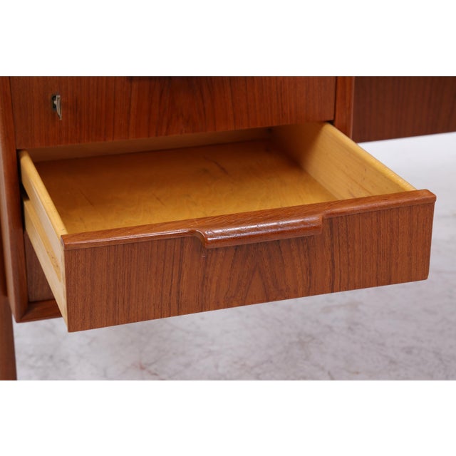 Mid-Century Danish Model 75 Desk in Teak by Gunni Omann for Omann Jun, 1960s For Sale - Image 11 of 18