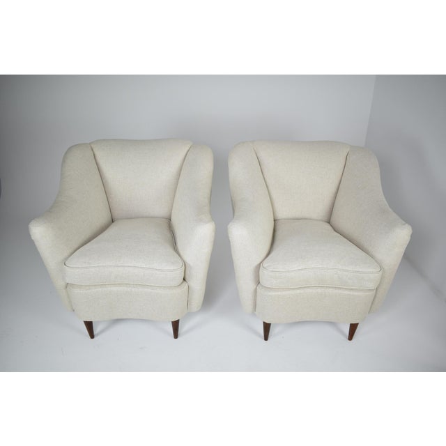Mid-Century Modern Italian Lounge Chairs, Isa Bergamo, Circa 1955–60 For Sale - Image 3 of 13