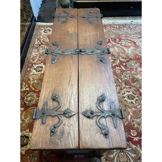 Renaissance Style Drop-Leaf Dining Table For Sale - Image 3 of 8