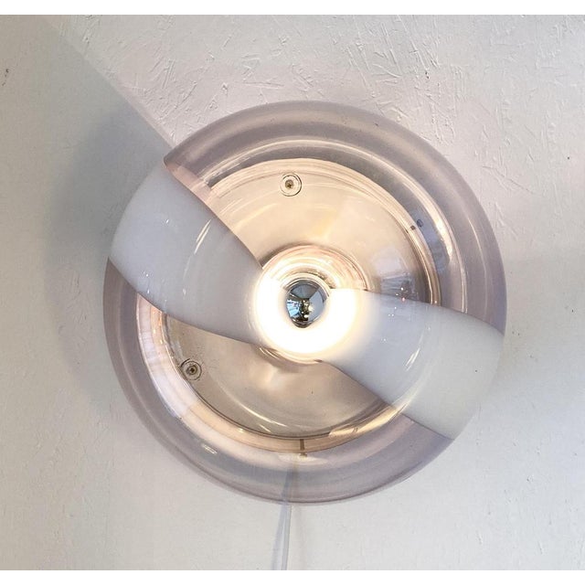 Mid-Century Modern Donut Wall light, Italy, 1960s Up to 250V (Europe/UK Standard).The wiring of this item may be original...