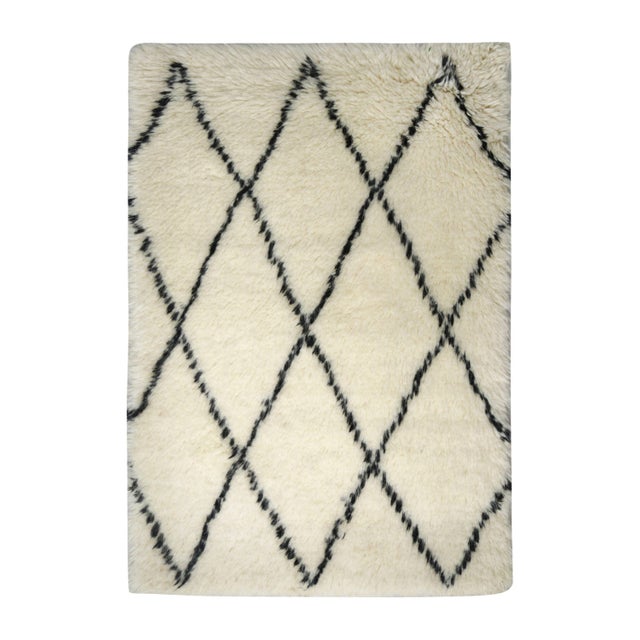 Rug & Kilim’s Moroccan Rug With Ivory Field & Black Geometric Pattern For Sale In New York - Image 6 of 6