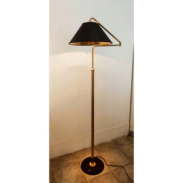 Height-Adjustable and Extendable Floor Lamp with Gold Lampshade For Sale - Image 12 of 18