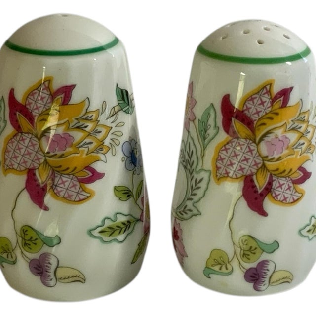 Vintage Minton Haddon Hall Salt & Pepper Shaker Fine Bone China Green England 1948-2011 For Sale In Palm Springs - Image 6 of 6