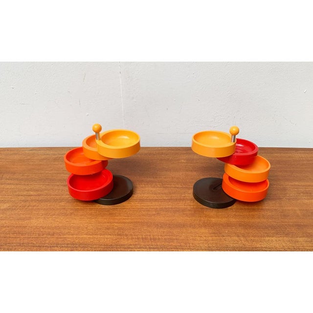 Mid-Century Space Age Extendable Swivel Bowls from Emsa, 1960s, Set of 2 For Sale - Image 4 of 18