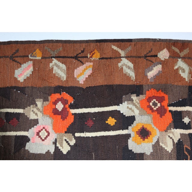 Vintage Turkish Karabağ Kilim With Rose Bouquets – Handwoven Floral Flatweave Kilim Rug -6' X 11' 9'' For Sale - Image 12 of 13