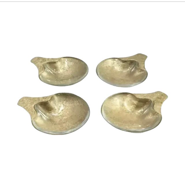 1950s Hollywood Regency 14 Kt. Gold Plated Florentine Footed Metal Salt Cellars - Set of 4 For Sale In Atlanta - Image 6 of 6