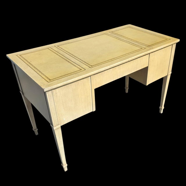 Sligh Furniture French Provincial Louis XVI Revival Five-Drawer Writing Desk With Tooled Leather Top, Circa 1960s For Sale - Image 11 of 18