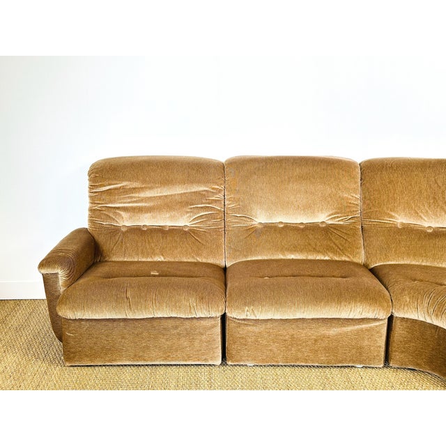 Mid-Century Modern Vintage Modular Velvet Sofas and Armchairs, 1960s, Set of 6 For Sale - Image 3 of 18