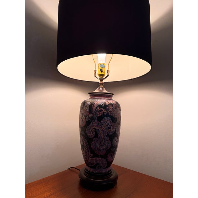 Vintage Frederick Cooper Hand-Painted Paisley Porcelain Table Lamp – Model Cp501ft For Sale - Image 10 of 12