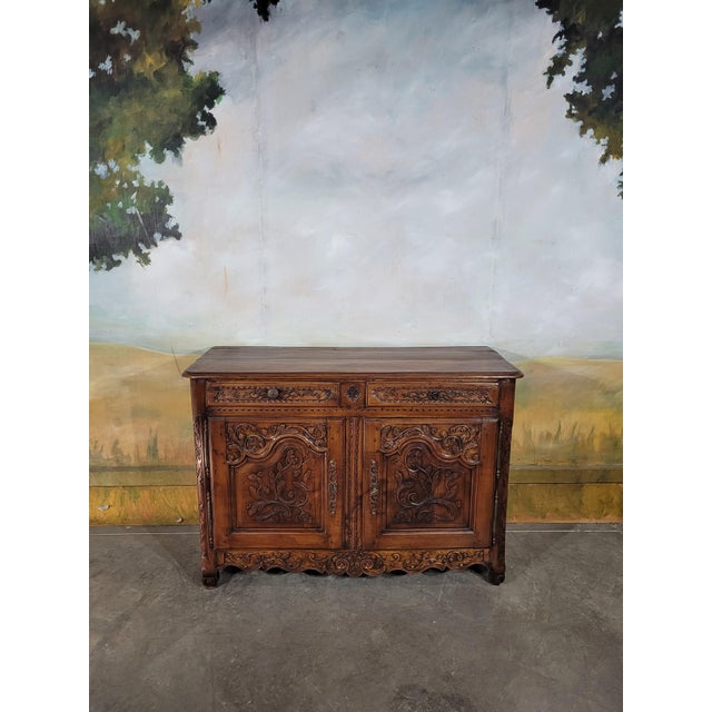 Louis XV Credenza in Walnut For Sale - Image 13 of 13