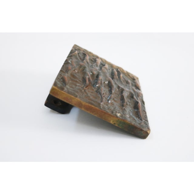 Brutalist front door handle Bronze casting Height 15.5 cm Width 11.5 cm Depth 5.5 cm Beautiful condition with age-...