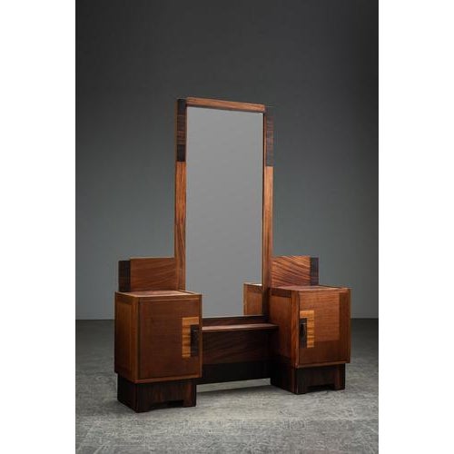 t Woonhuys Amsterdam School Vanity Table Architect Anton Hamaker (1889-1980) ‘t Woonhuys period: 1920s origin: The...