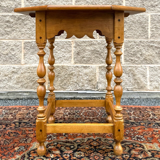 1980s 1980s Ethan Allen Circa 1776 Colonial Solid Maple Octagonal Side Table (18-8006) For Sale - Image 5 of 12