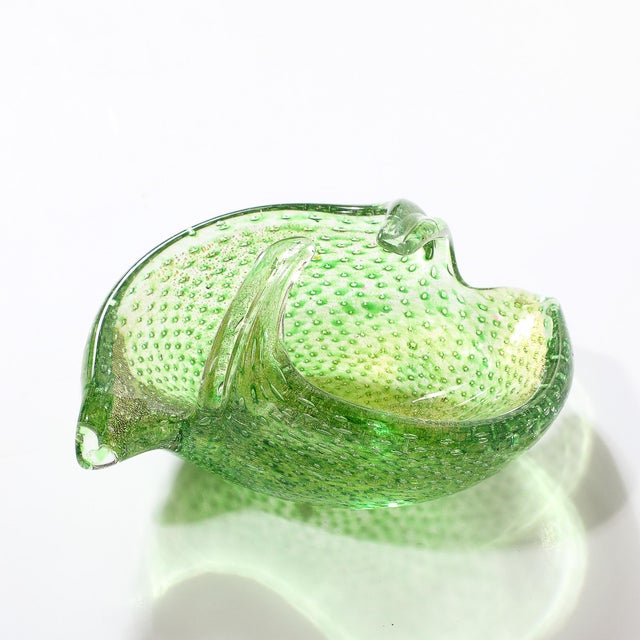 Mid-Century Modern Mid-Century Hand-Blown Murano Glass Dish in Lime Green With Bullicante Detailing For Sale - Image 3 of 12