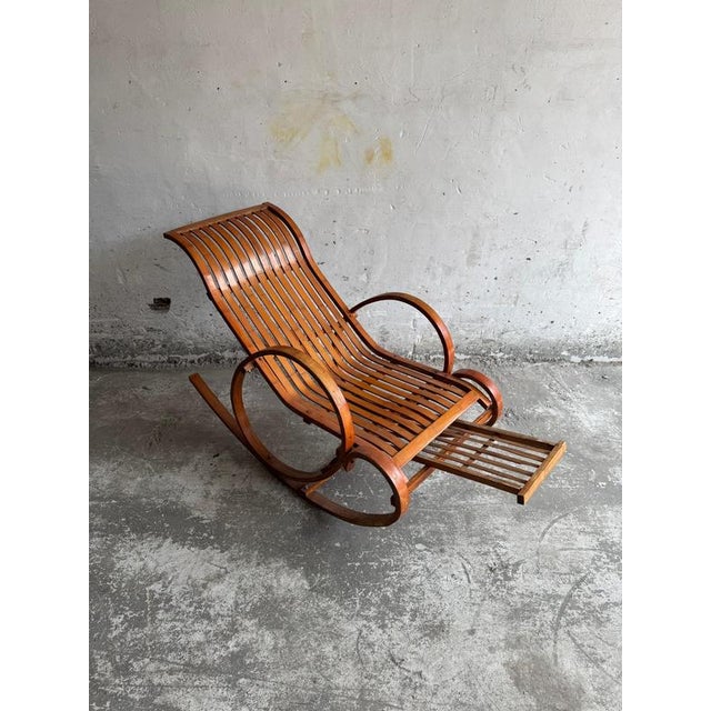 Vintage Wooden Rocking Chaise Longue with Circular Frame For Sale - Image 9 of 9