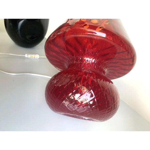 Red Diamond-Cut “Ballotton” Pattern Red Murano-Style Glass Lamp, Contemporary For Sale - Image 8 of 8