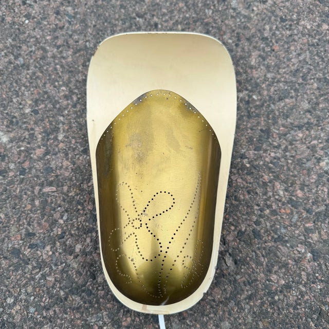 Swedish Modern Brass Wall Sconces by Harald Notini for Böhlmarks, 1940-1950, Set of 2 For Sale - Image 4 of 8