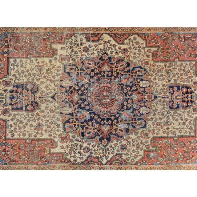 Early 20th Century Sarouk Farahan Rug For Sale - Image 4 of 11