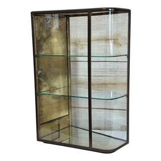 French Belle Epoque Bronze & Glass Angled Showcase/Vitrine, Paris, C. 1900 For Sale