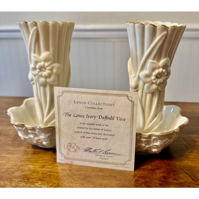 Ivory Late 20th Century Set of 4, Lenox Certified Ivory Daffodil Vases For Sale - Image 8 of 12