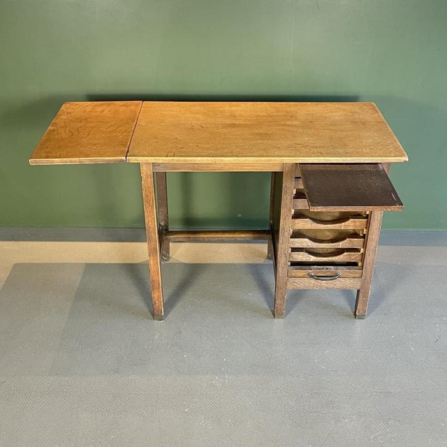 Single Pedestal Extendable Desk in Wood, 1930s For Sale - Image 6 of 11