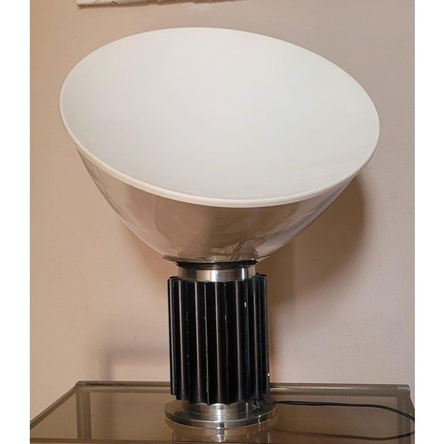 Metal Table Lamp by Achille Castiglioni for Flos, 1960s For Sale - Image 7 of 11