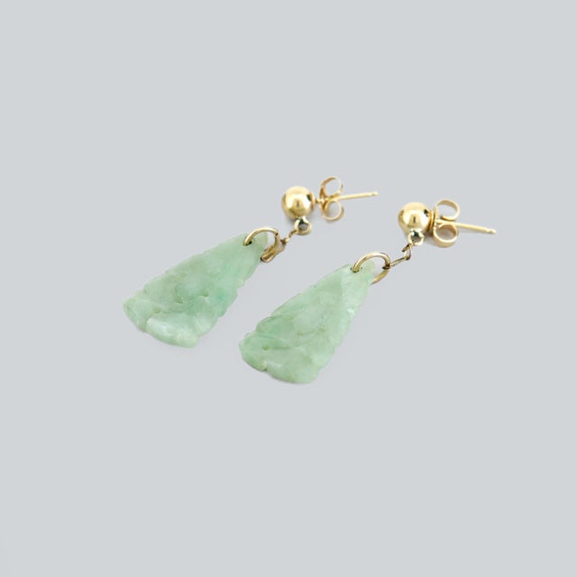 Vintage Chinese 14k Gold & Carved Jadeite Dangle/Drop Earrings For Sale - Image 14 of 14