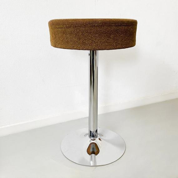 Mid-Century Modern Space Age Stool from Knoll, 1970s For Sale - Image 3 of 7