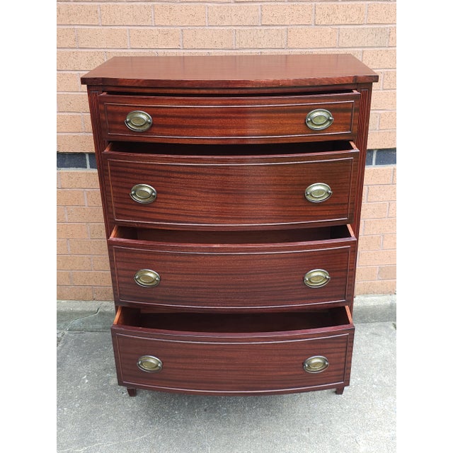 Brown Mid 20th Century Federal Hepplewhite Style Mahogany Chest of Drawers For Sale - Image 8 of 10