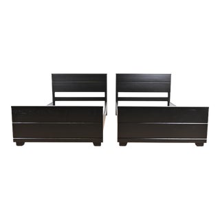 1950s Pair of Raymond Loewy for Mengel Mid-Century Modern Black Lacquered Twin Beds - Newly Refinished For Sale